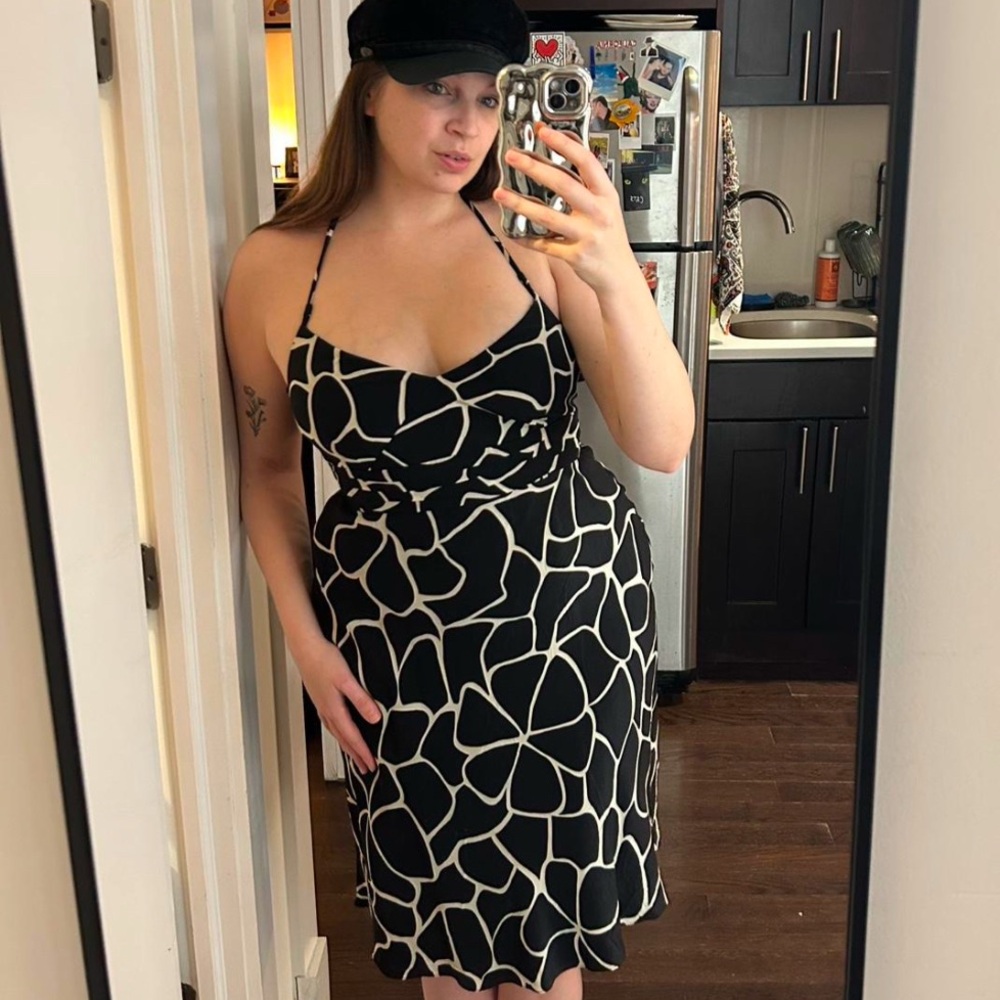 ANN TAYLOR Black White Y2K Style 100% Silk Halter A-Line Dress Size 10